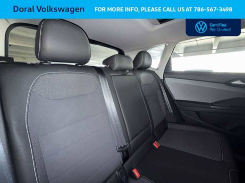 Used 2023 Volkswagen Taos SE w/ Panoramic Sunroof Package FWD image 26