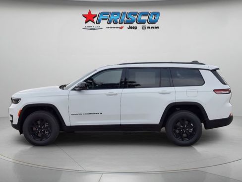 Used 2025 Jeep Grand Cherokee L Altitude AWD/4WD image 4