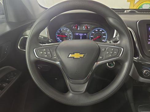 Used 2024 Chevrolet Equinox LS w/ Driver Confidence II Package FWD image 14
