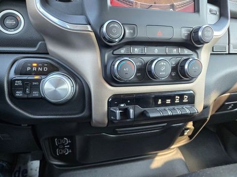 Used 2019 RAM 1500 Laramie image 11