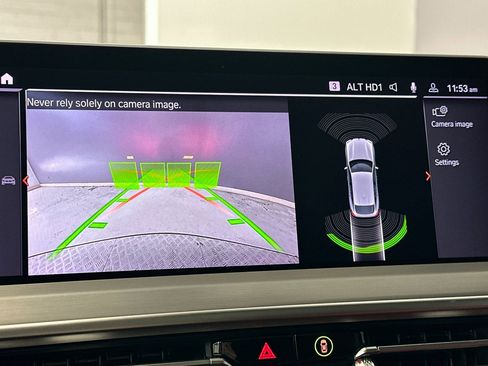 Certified 2024 BMW X4 xDrive30i w/ Premium Package image 23