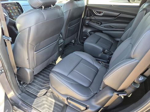 Used 2025 Subaru Ascent Limited AWD/4WD image 16