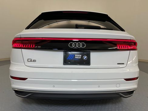 Used 2022 Audi Q8 Premium Plus image 10