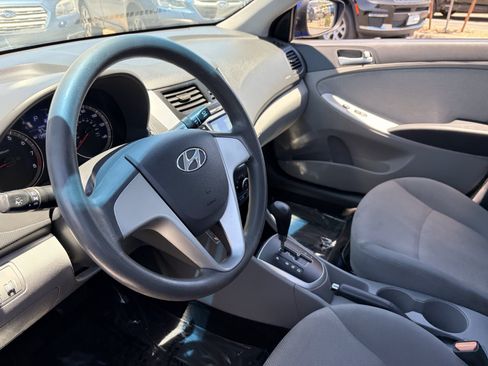 Used 2013 Hyundai Accent GLS FWD image 15