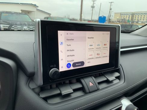 Used 2024 Toyota RAV4 XLE image 22