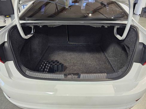 Used 2019 Volkswagen Jetta SEL image 16