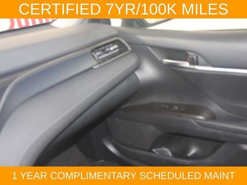 Used 2022 Toyota Camry LE FWD image 16