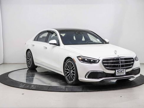 Used 2022 Mercedes-Benz S 500 4MATIC image 5