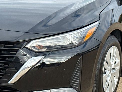 Certified 2024 Nissan Sentra S image 5