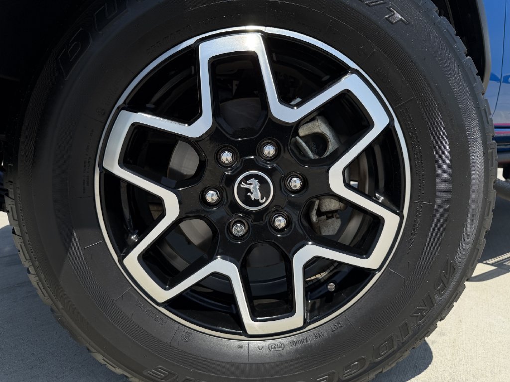 Used 2023 Ford Bronco 2-Door AWD/4WD image 9