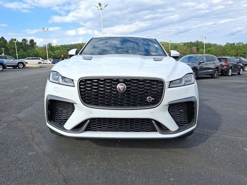 Used 2021 Jaguar F-PACE SVR image 2