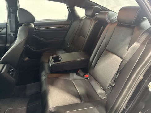 Used 2020 Honda Accord Sport image 31