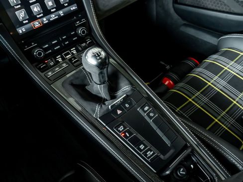 Used 2020 Porsche 718 Cayman GT4 RWD image 20