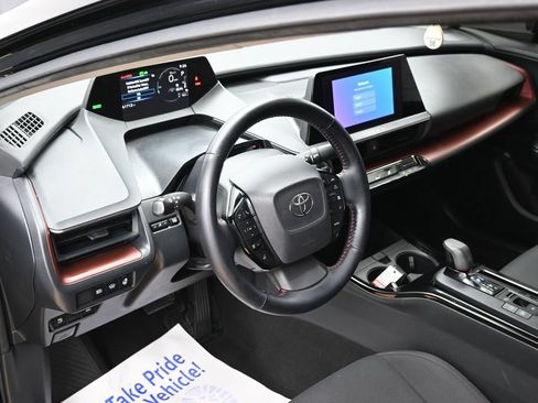 Used 2023 Toyota Prius Prime FWD image 17