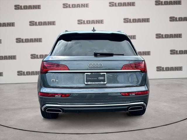 Certified 2023 Audi Q5 2.0T Premium w/ Convenience Package AWD/4WD image 4