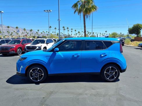 Used 2023 Kia Soul EX image 14