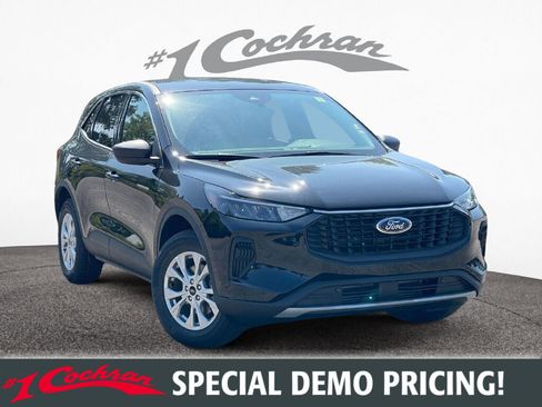 New 2025 Ford Escape Active w/ Active Premium Tech Pack image 1