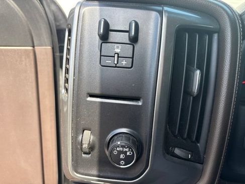 Used 2016 Chevrolet Silverado 1500 LTZ w/ LTZ Plus Package RWD image 18