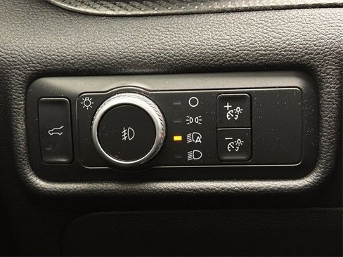 Used 2020 Ford Explorer ST w/ ST Street Pack image 23