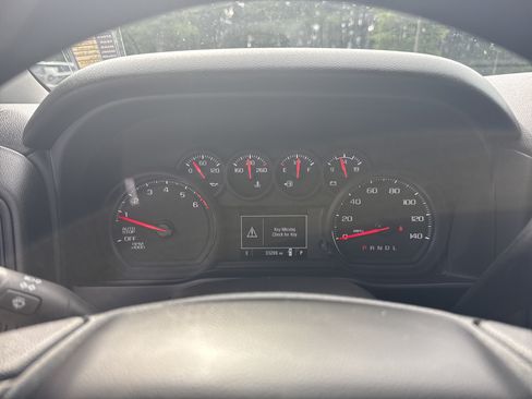 Used 2024 Chevrolet Silverado 1500 Custom RWD image 24