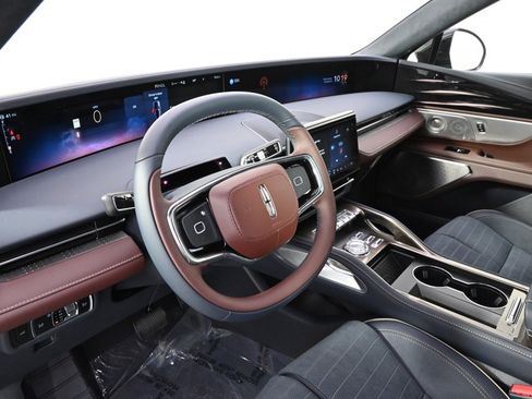 New 2026 Lincoln Nautilus Black Label w/ Jet Appearance Package image 11