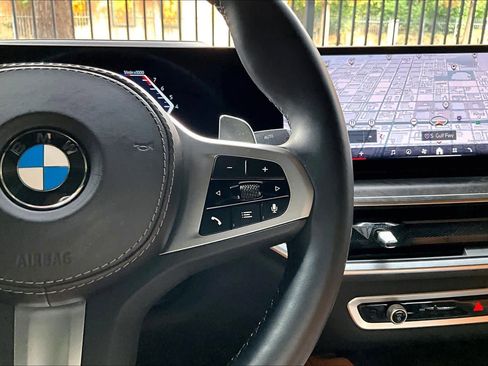 Used 2024 BMW X6 xDrive40i w/ Premium Package image 24