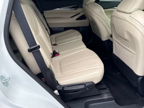 Used 2023 INFINITI QX60 Luxe w/ Cargo Package FWD image 15