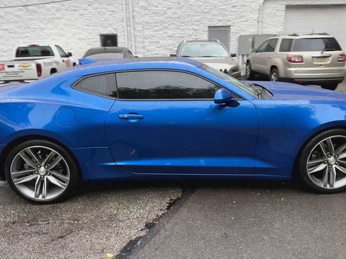 Used 2016 Chevrolet Camaro LT w/ RS Package image 9
