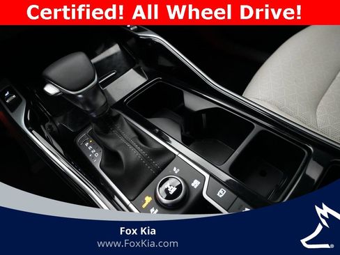 Certified 2023 Kia Sorento SX image 17