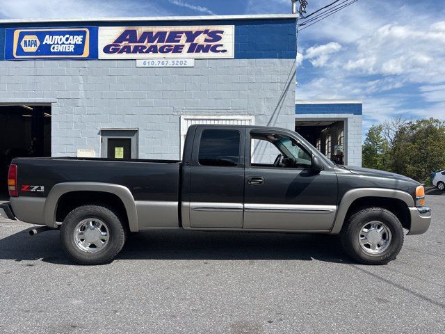 Used 2003 GMC Sierra 1500 SLE w/ Off-Road Package AWD/4WD image 7