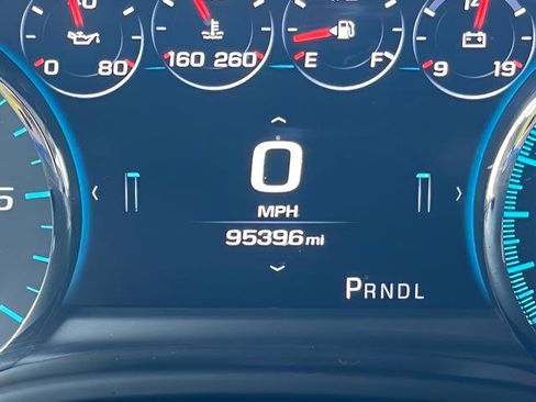 Used 2019 Chevrolet Suburban Premier w/ RST 6.2L Performance Edition AWD/4WD image 23