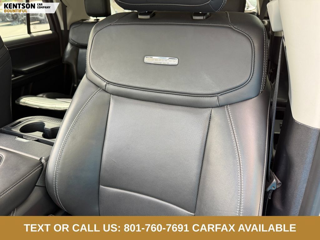 Used 2025 Ford Expedition Max Platinum AWD/4WD image 28