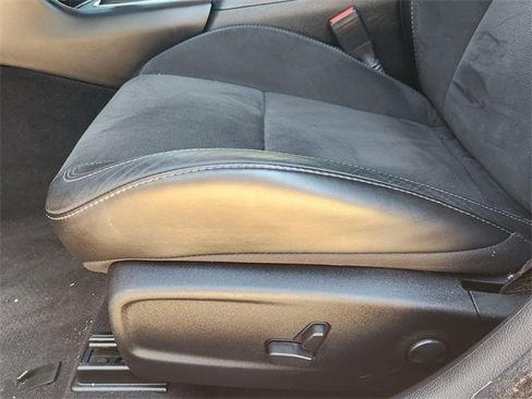 Used 2023 Dodge Charger Scat Pack w/ Plus Group image 27