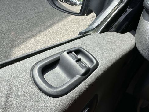 Used 2025 Ford Transit 350 XLT RWD image 33