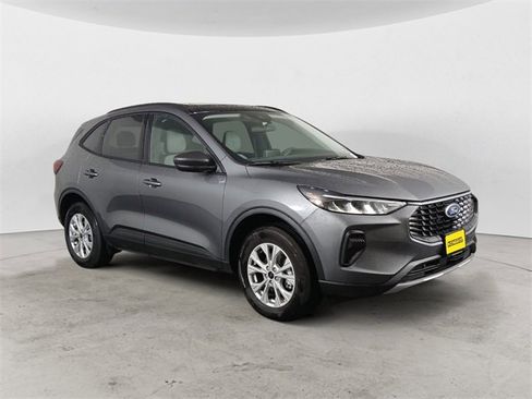 Used 2025 Ford Escape Active image 7
