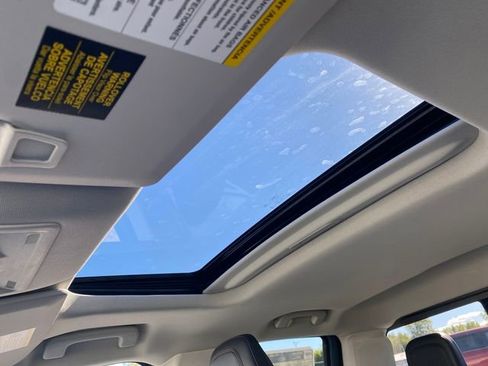 New 2025 Ford Maverick Lariat w/ Black Appearance Package image 29