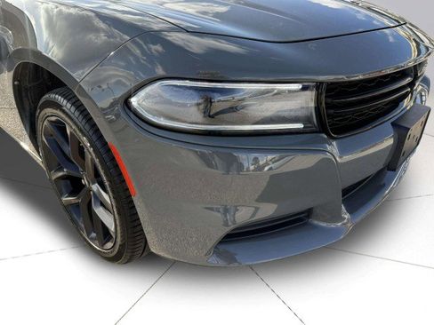 Used 2019 Dodge Charger SXT w/ Plus Group image 9