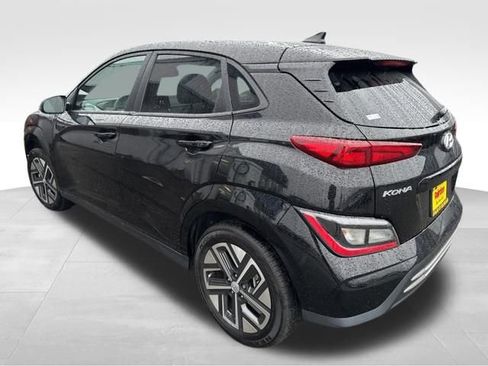 Used 2023 Hyundai Kona SE w/ Cargo Package image 7