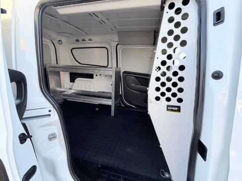 Used 2018 RAM ProMaster City Tradesman image 22