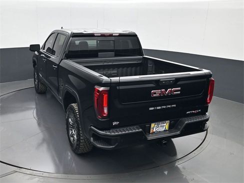 Used 2025 GMC Sierra 1500 AT4X image 18