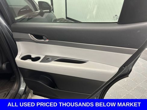 Used 2022 Hyundai Palisade SE FWD image 16