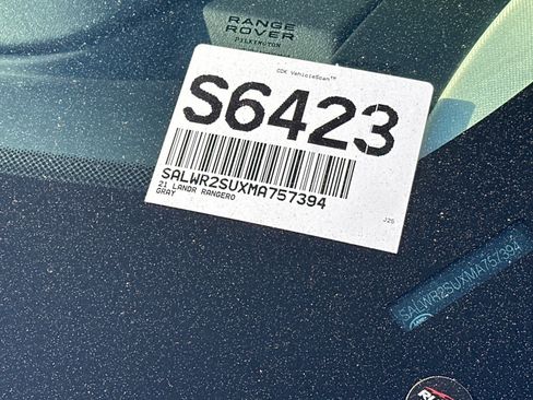 Used 2021 Land Rover Range Rover Sport HSE Silver Edition image 30