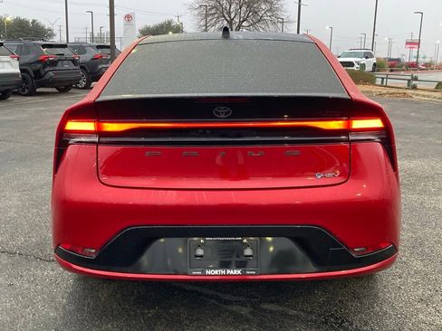 Certified 2025 Toyota Prius Limited image 6