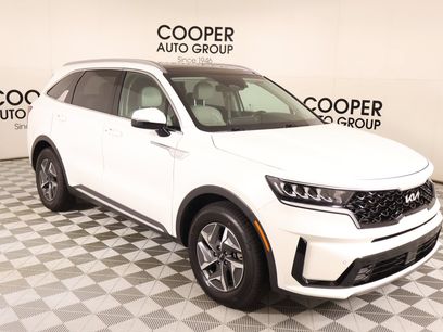 Used 2022 Kia Sorento EX w/ Panoramic Sunroof Package