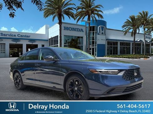 Used 2025 Honda Accord SE image 1