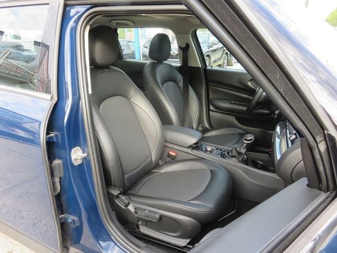 Used 2017 MINI Cooper Clubman ALL4 AWD/4WD image 11