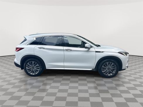 Used 2023 INFINITI QX50 Luxe FWD image 5