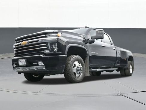 Used 2022 Chevrolet Silverado 3500 High Country w/ Snow Plow Prep/Camper Package image 48