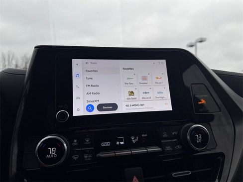 Used 2023 Toyota Highlander LE image 17