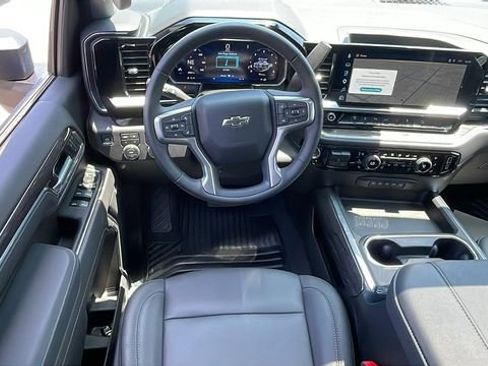 Used 2026 Chevrolet Silverado 3500 LTZ w/ LTZ Plus Package AWD/4WD image 16